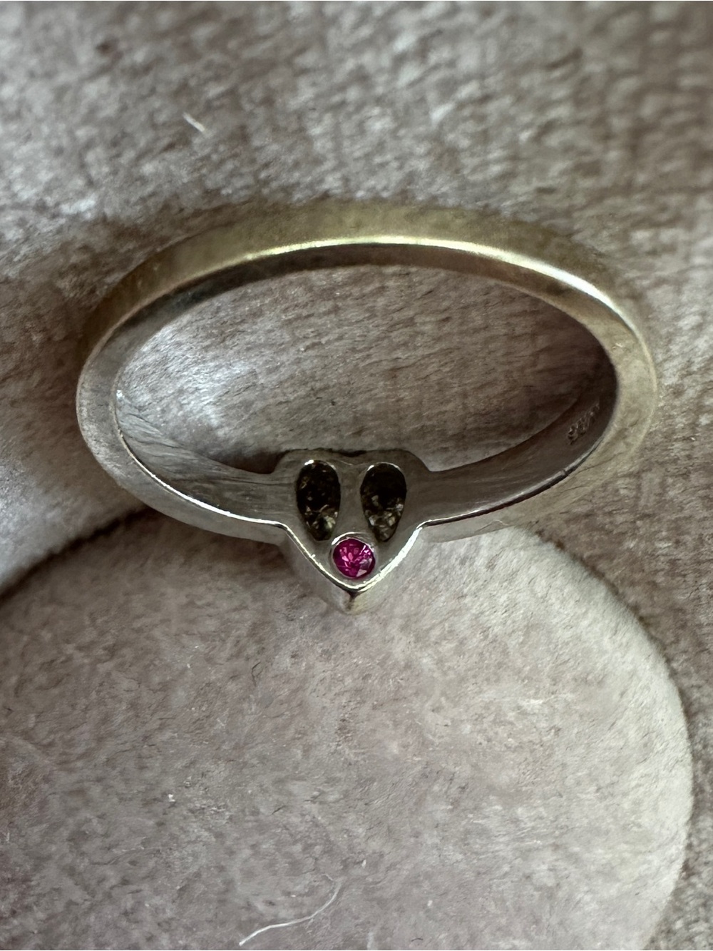 ROBERTO COIN TINY TREASURES PUFFED HEART RING WITH DIAMONDS in 18K White Gold - Picture 7 of 15